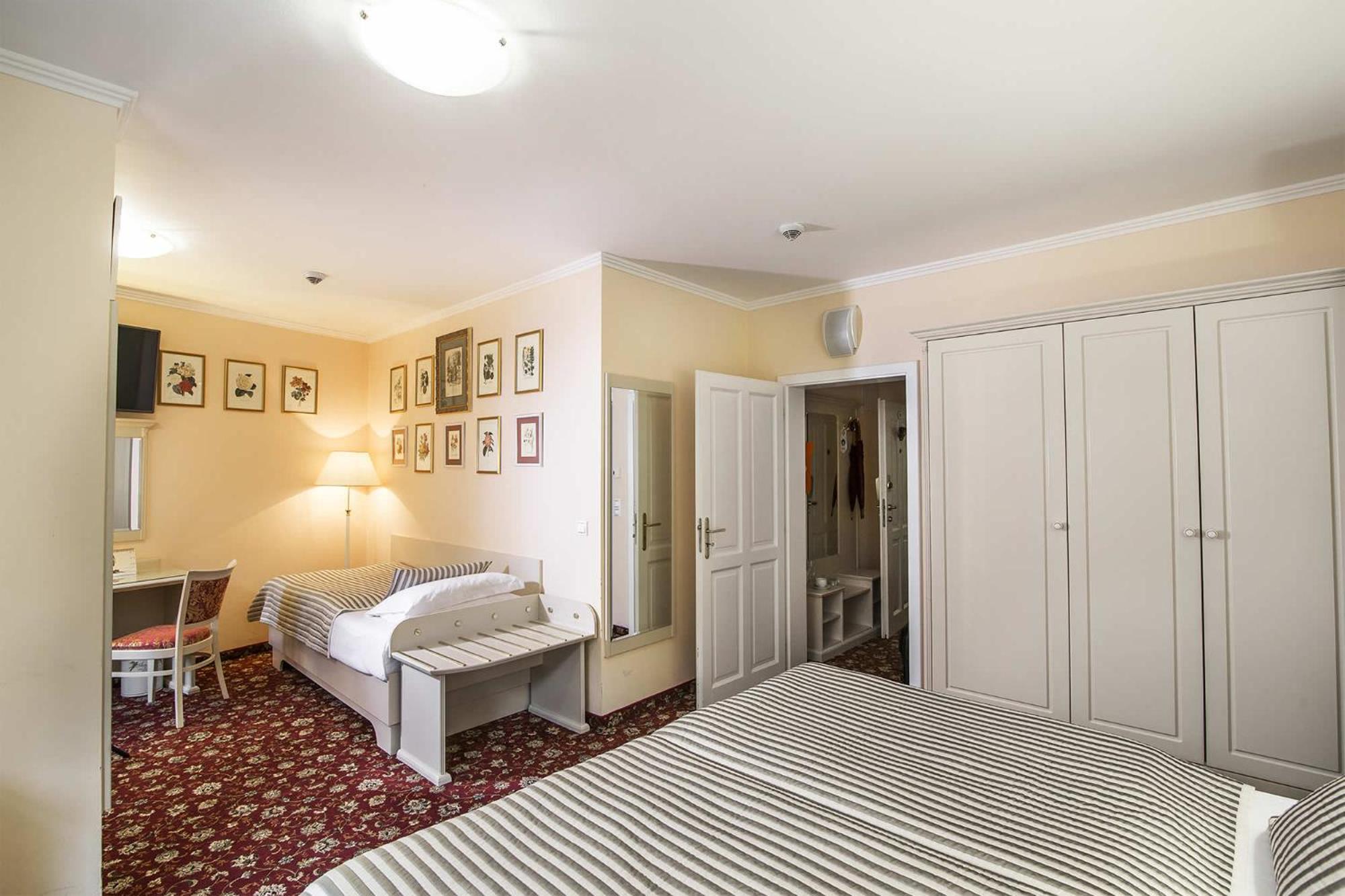 Karlsbad Grande Madonna Hotel Kültér fotó