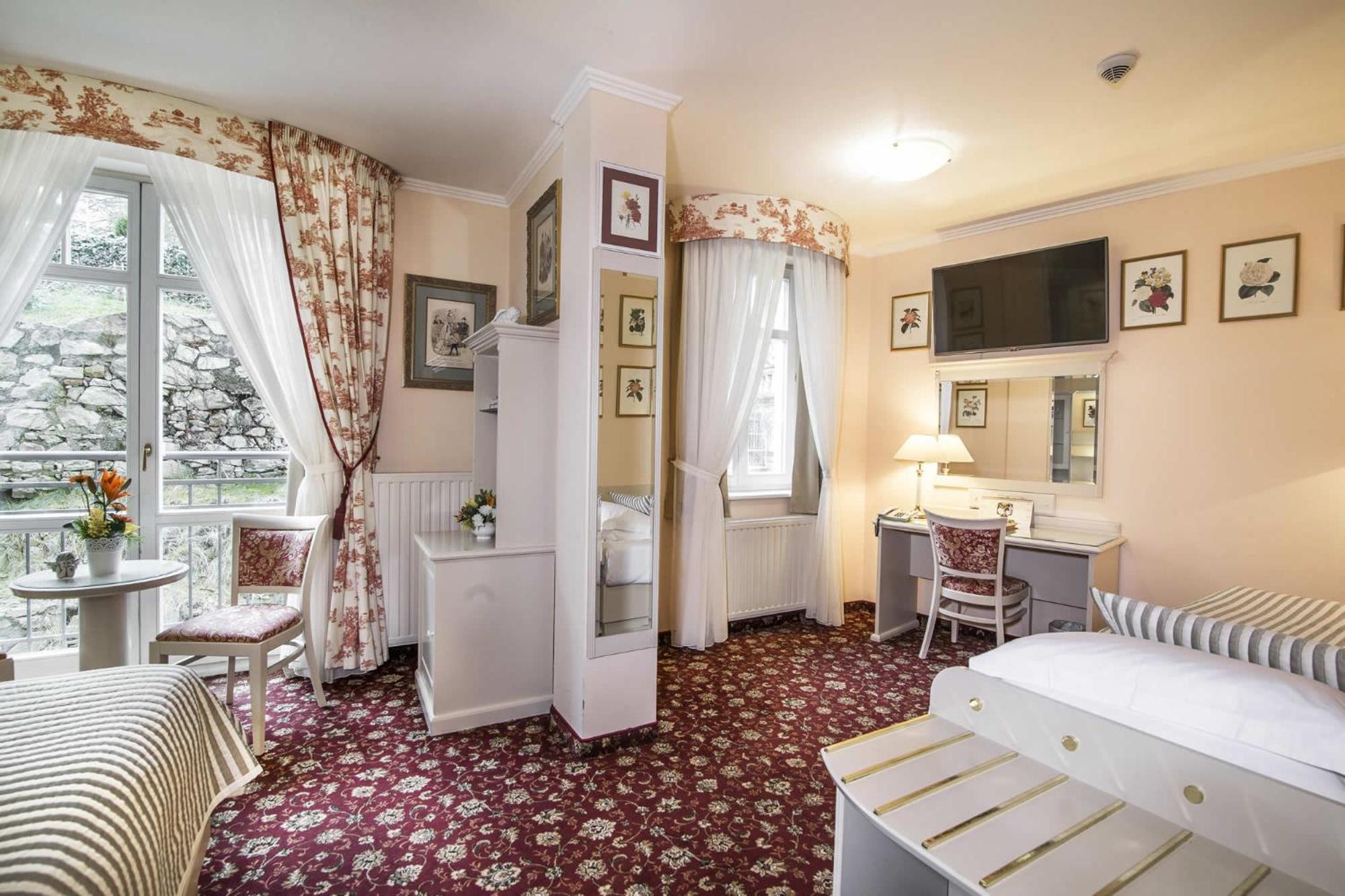 Karlsbad Grande Madonna Hotel Kültér fotó