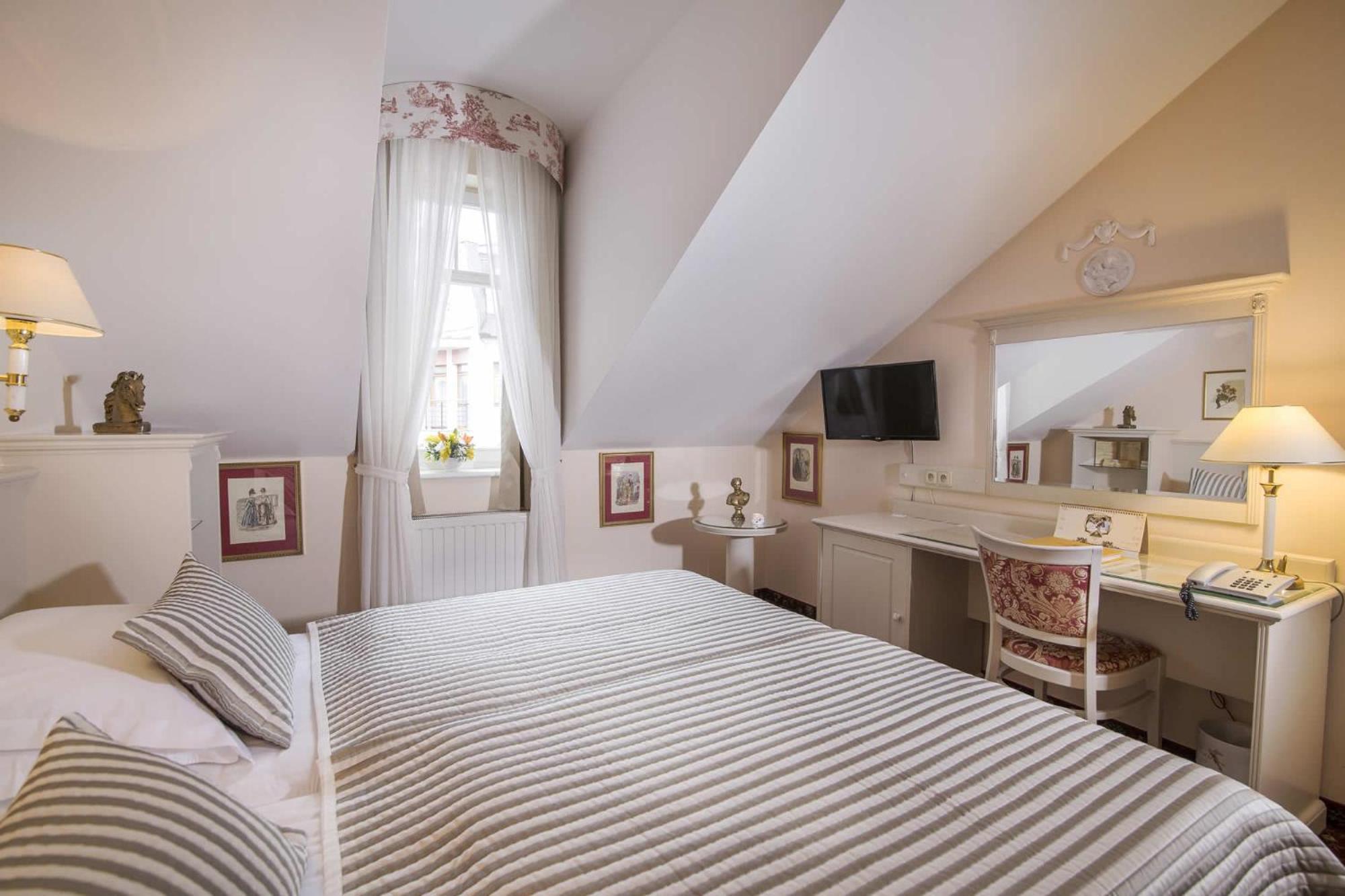 Karlsbad Grande Madonna Hotel Kültér fotó