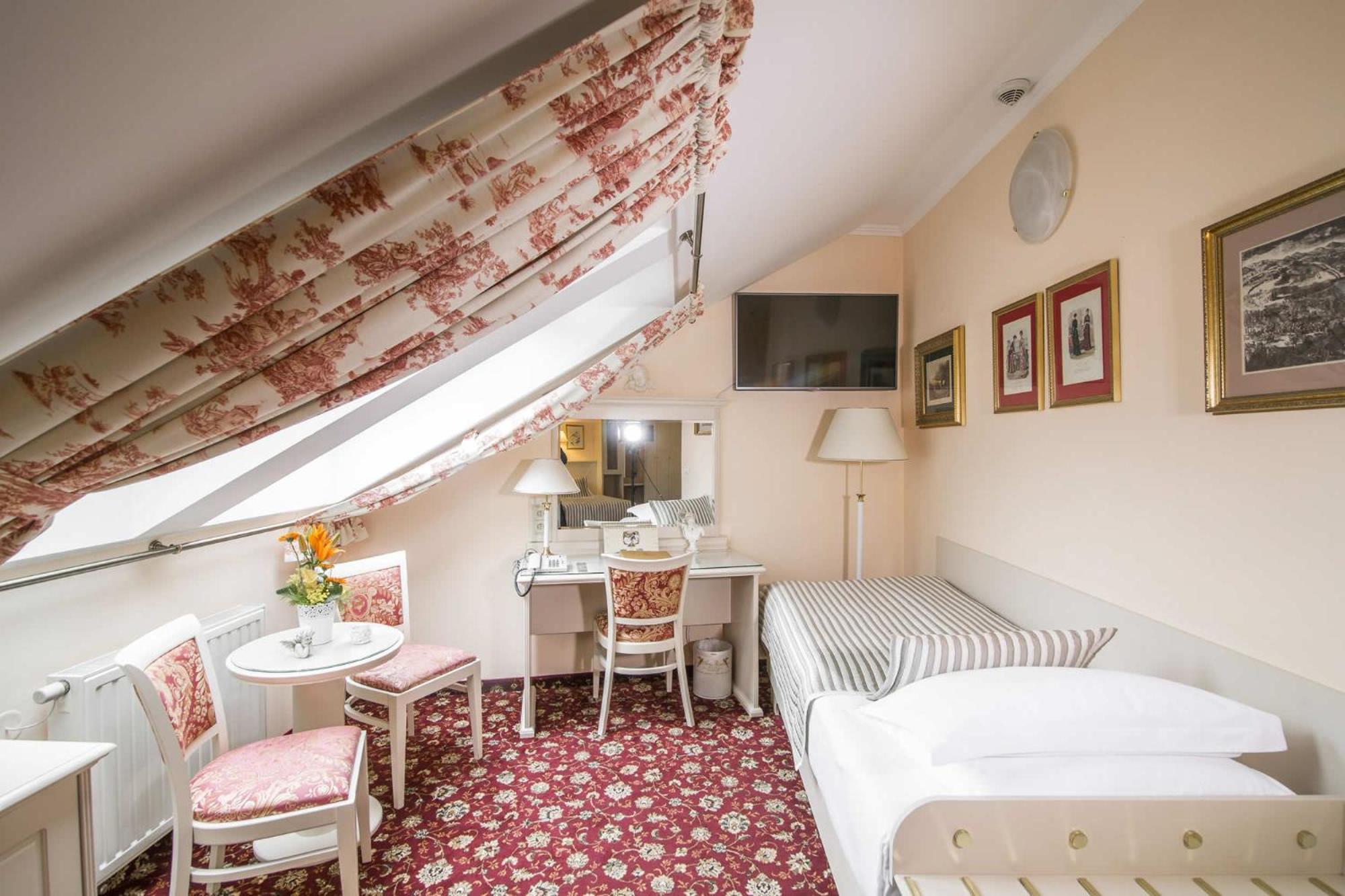 Karlsbad Grande Madonna Hotel Kültér fotó