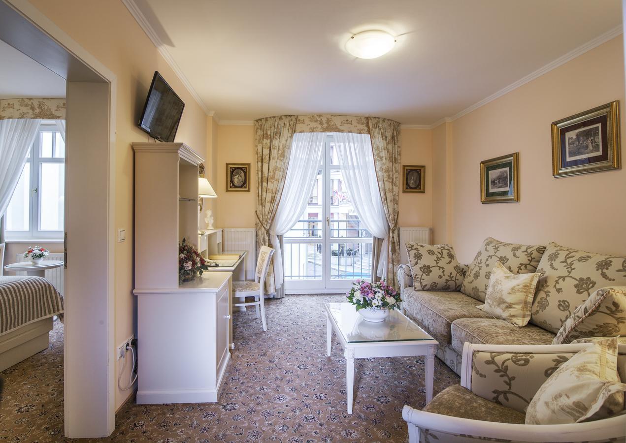 Karlsbad Grande Madonna Hotel Kültér fotó