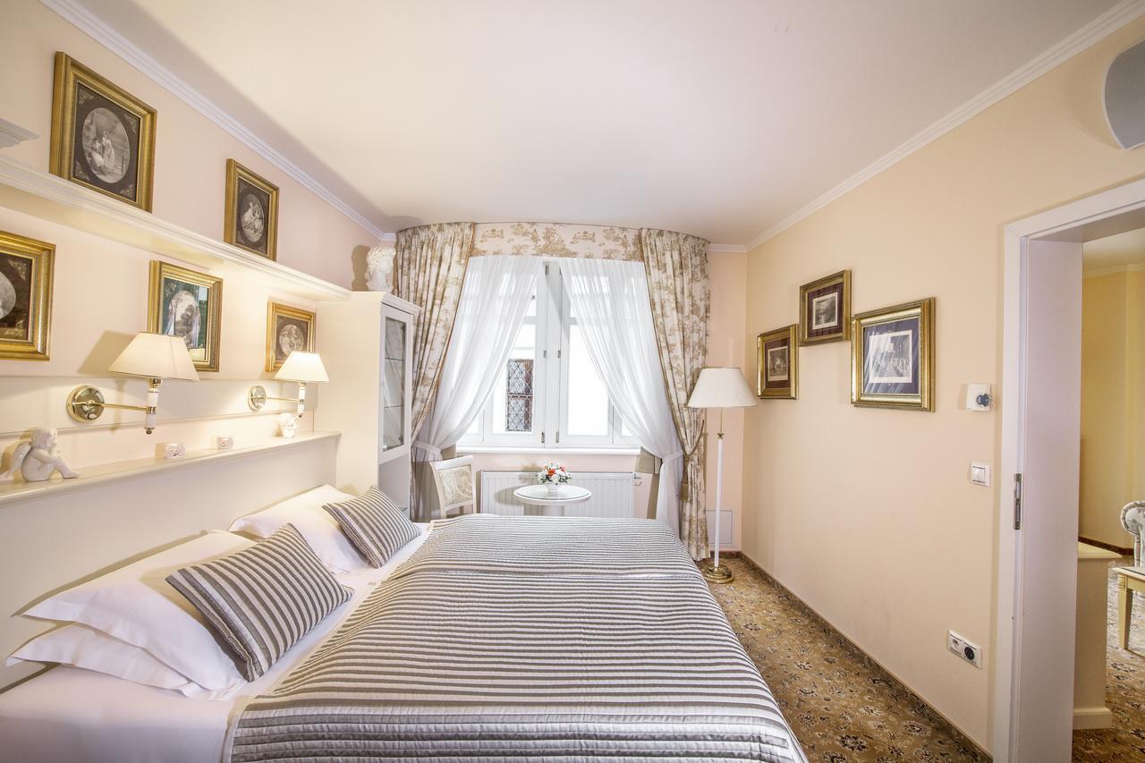 Karlsbad Grande Madonna Hotel Kültér fotó