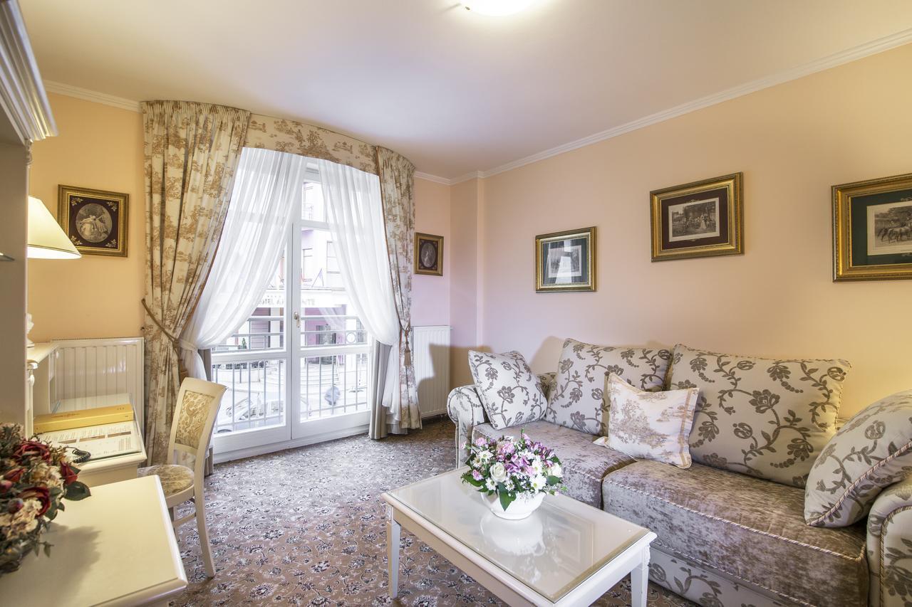 Karlsbad Grande Madonna Hotel Kültér fotó