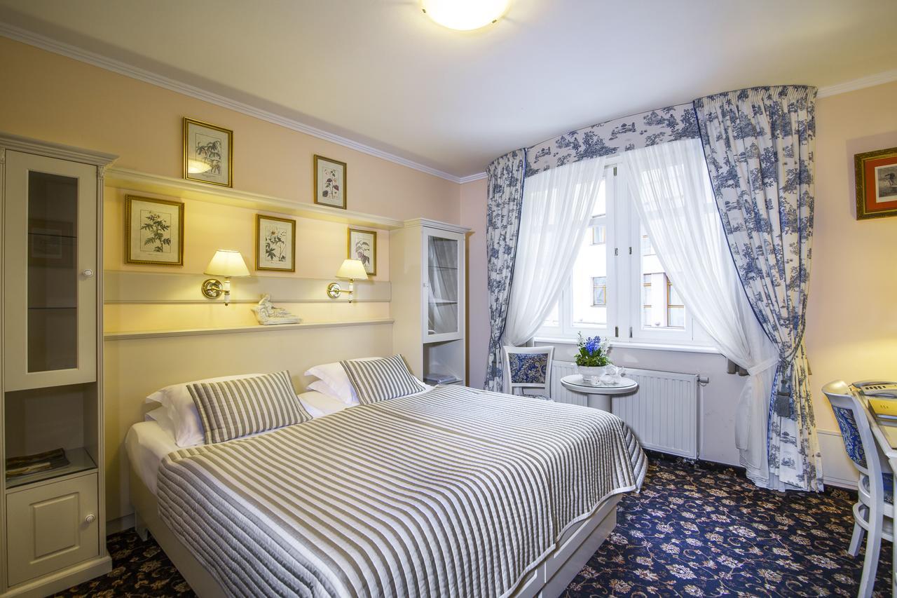 Karlsbad Grande Madonna Hotel Kültér fotó